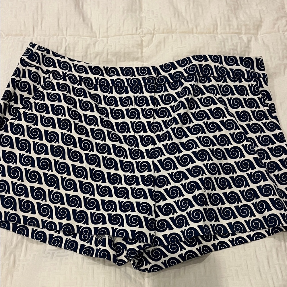 Trina Turk Navy and White Patterned Women Shorts